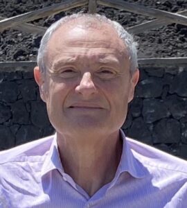 alt="foto professor Ingrassia "