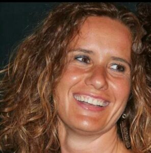 alt="foto Lara Riguccio"