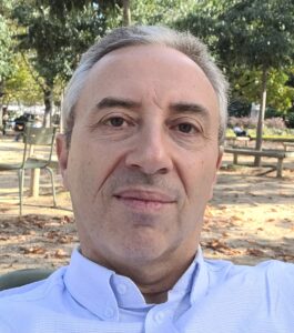 alt="foto professor Schembra"